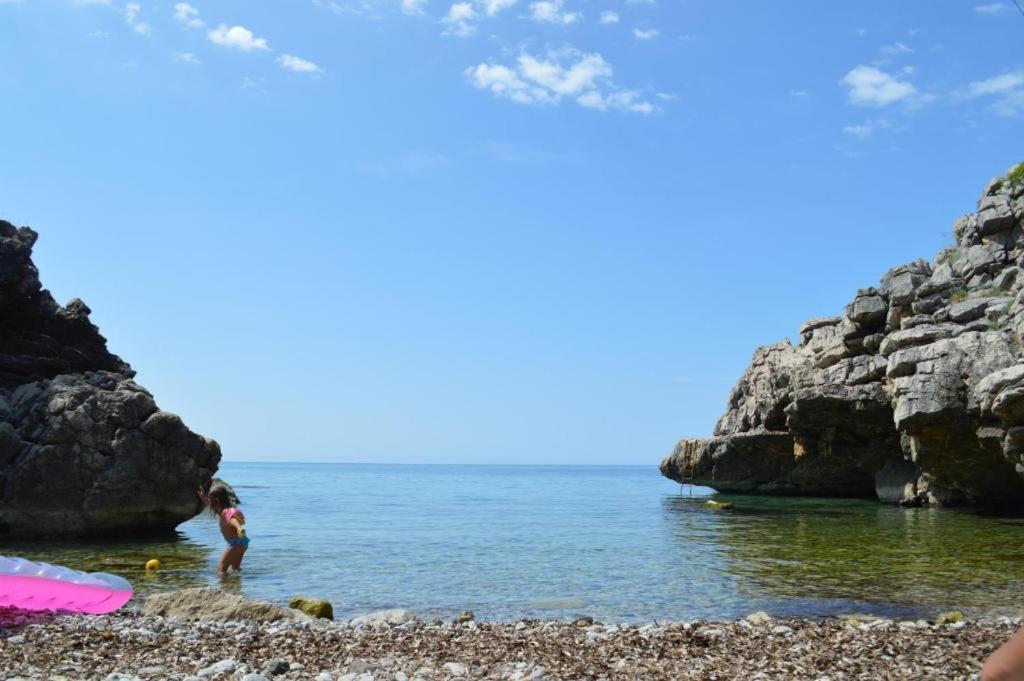 Blue Horizon Daire Dobra Voda Dış mekan fotoğraf